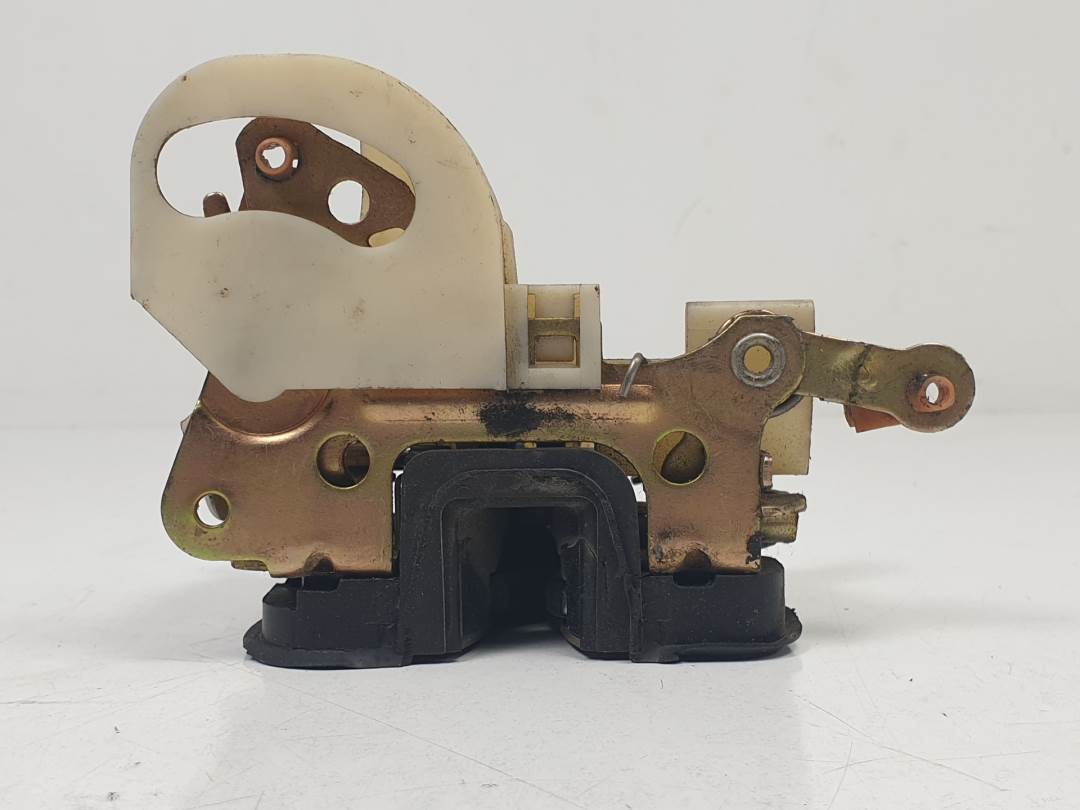 CERRADURA PUERTA DELANTERA DERECHA