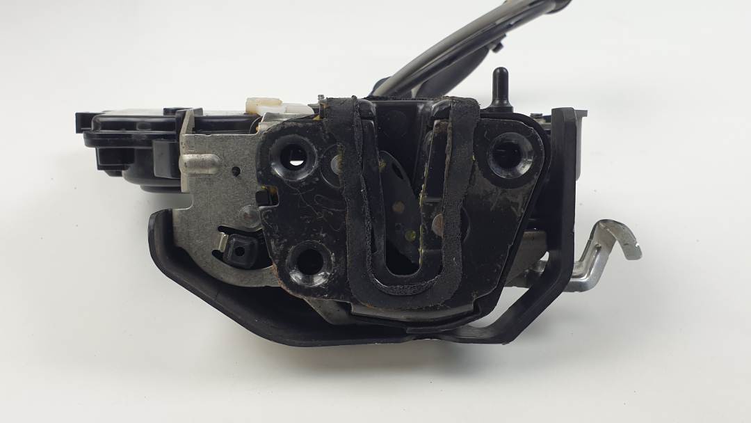 CERRADURA PUERTA TRASERA DERECHA